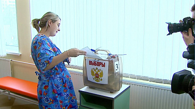 Челябинцы голосуют в больницах