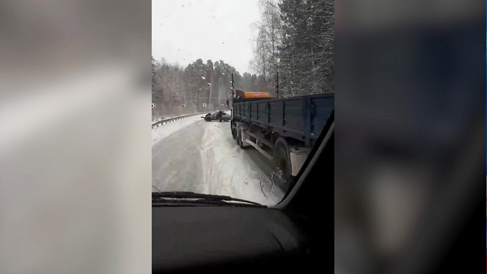 На трассах области напряженная ситуация из-за снега