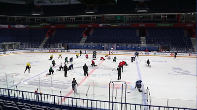 Решающая встреча "Трактора" и "Салавата Юлаева"