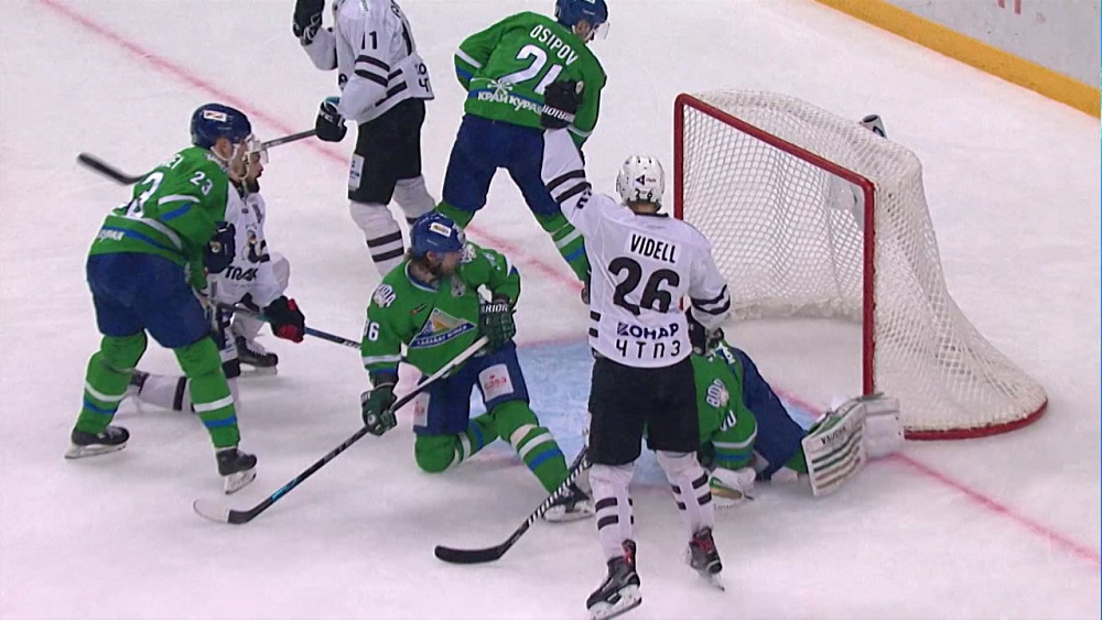 "Трактор" и "Салават Юлаев" провели решающую седьмую встречу за выход в финал конференции