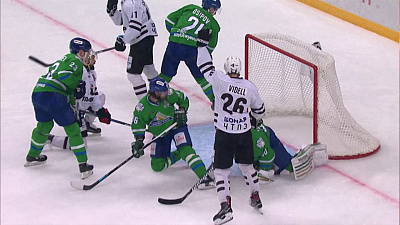 "Трактор" и "Салават Юлаев" провели решающую седьмую встречу за выход в финал конференции