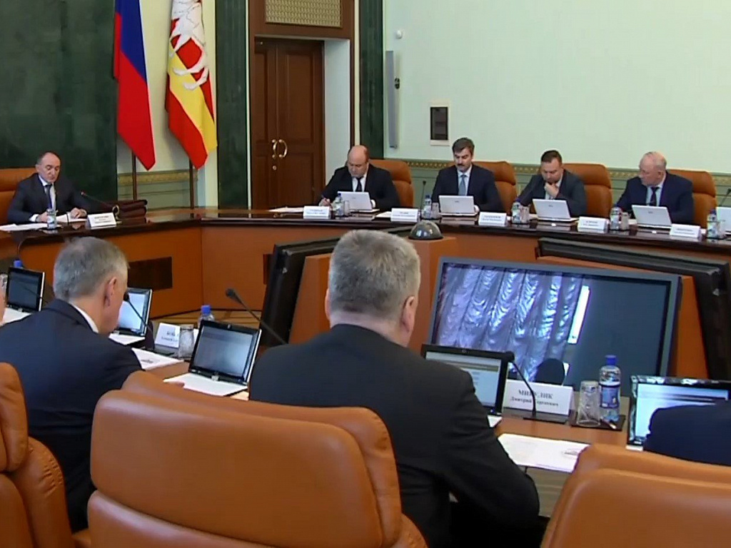 когда отмечают день минимущества ингушетии. правительство рф. совещание с членами правительства. администрация главы республики ингушетия. правительство начинаться.