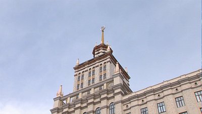 Студентов ЮУрГУ эвакуировали из главного корпуса