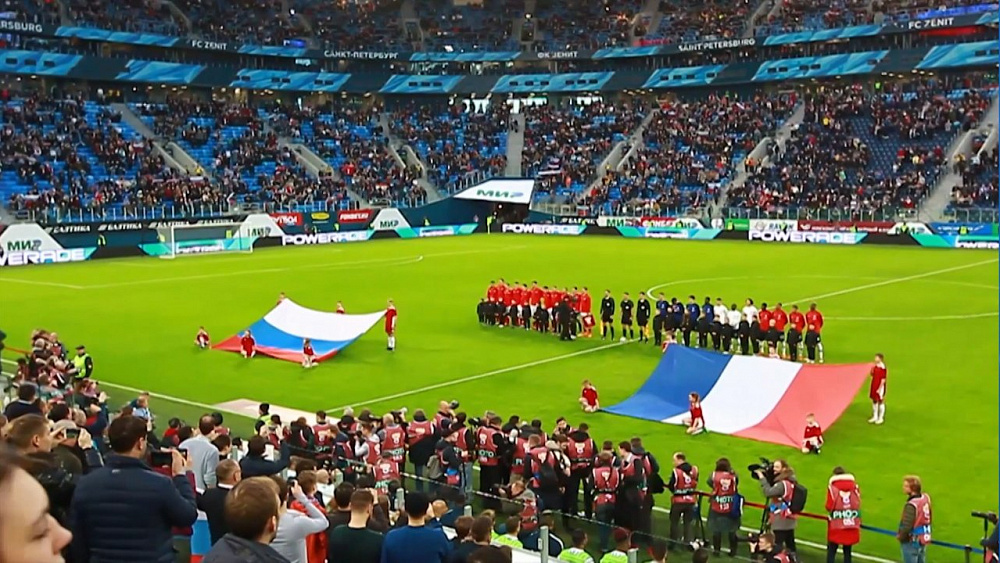 Южноуральские спортсменки приехали в Санкт-Петербург