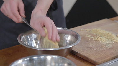 Наше УТРО на ОТВ – рисовая запеканка с бананами и печеньем