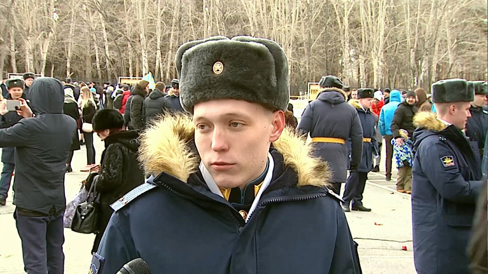 Из военно-воздушной академии выпустили 143 штурмана