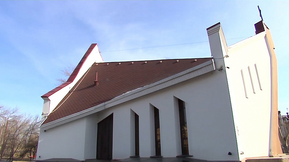 Наше УТРО на ОТВ – прогулки по городу – лютеранская церковь