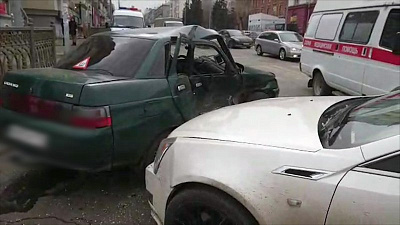 «Кадиллак» влетел в «десятку» на проспекте Ленина в Челябинске 