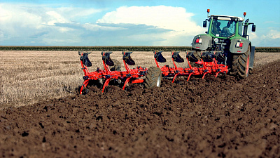 Распахать залежи предлагают фермерам Челябинской области