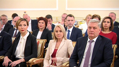 Борис Дубровский поздравил игроков "Трактора" и БМ