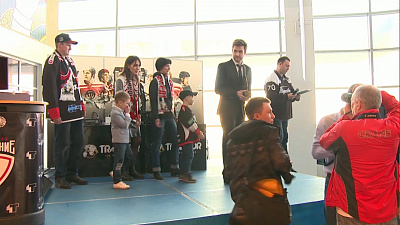 Болельщики "Трактор" поблагодарили Павла Францоуза