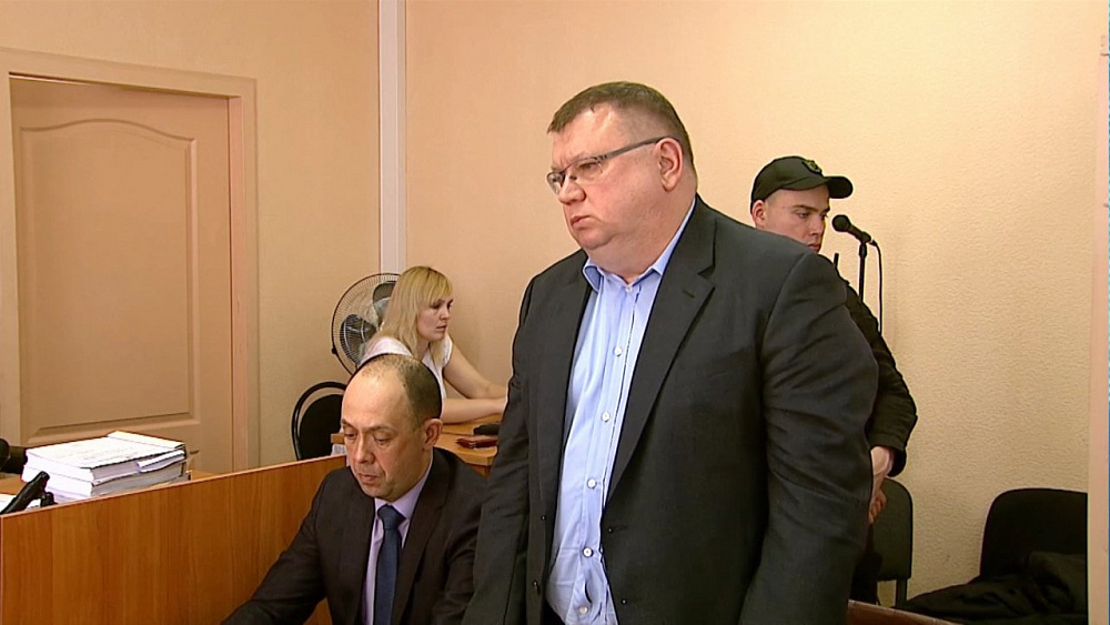 В Челябинске начался суд над Сергеем Мануйловым