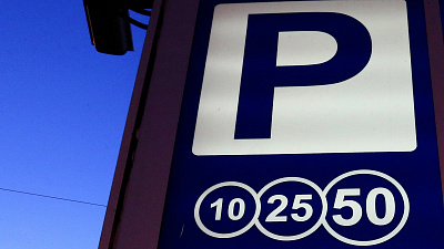 В Челябинске до конца года появится более тысячи платных парковочных мест