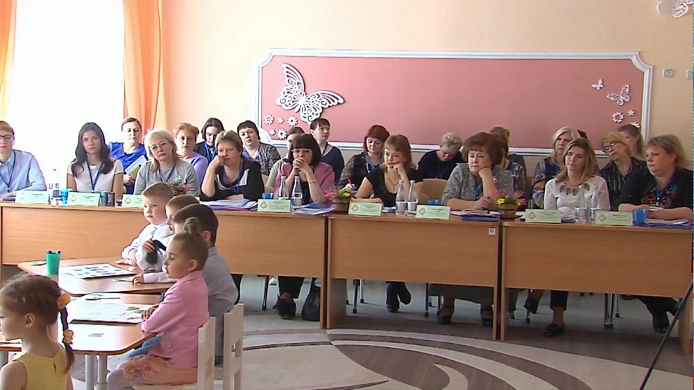 В Челябинске выбрали лучшего воспитателя года