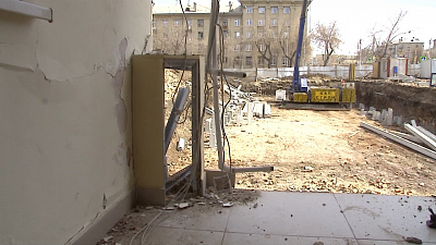 В Магнитогорске обрушилась стена офисного здания