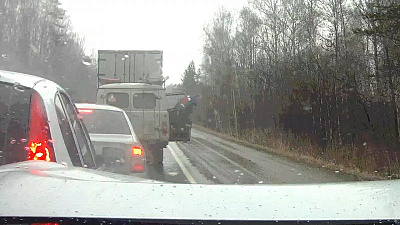 ДТП из 5 автомобилей на трассе под Челябинском