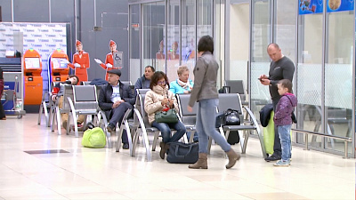 В аэропорты могут вернуть курилки