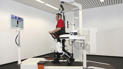 Челябинская больница получила новое оборудование для восстановления навыков ходьбы