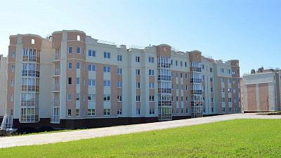 Жители «Белого Хутора» на публичных слушаниях выступили против строительства в микрорайоне школы и многоэтажек