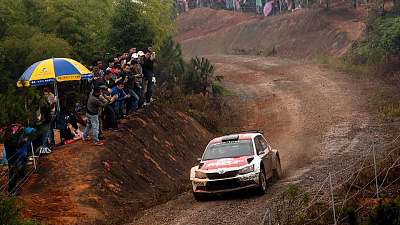 Сегодня Челябинск встречает автопутешественников из Китая 