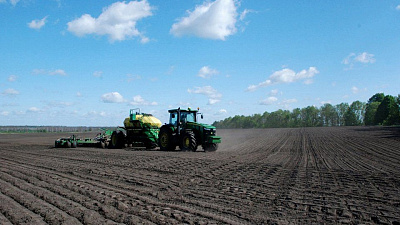 Южноуральские аграрии лидируют в севе яровых 