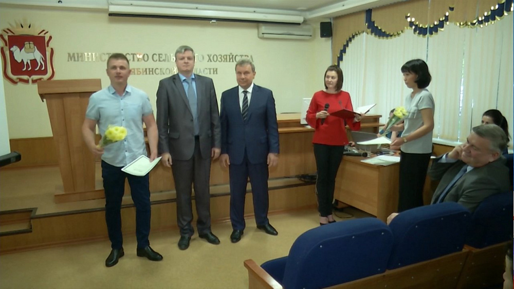 Аграрии получают гранты на развитие