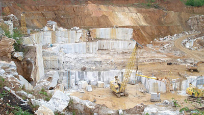 Добычу мрамора в Верхнем Уфалее сделали более безопасной 