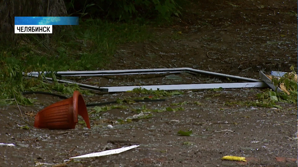 Жильцов не пускают в подъезд, где был взрыв газа