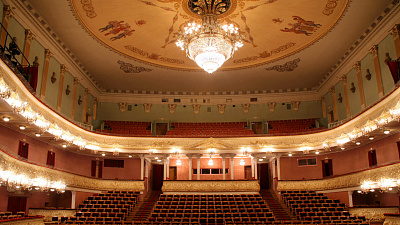 Следующий сезон все южноуральские театры откроют премьерами