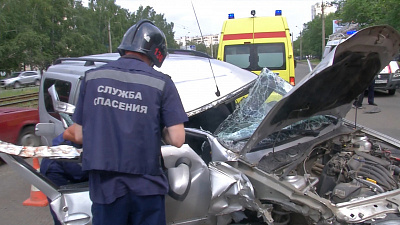 Челябинец серьезно пострадал в ДТП на проспекте Победы 