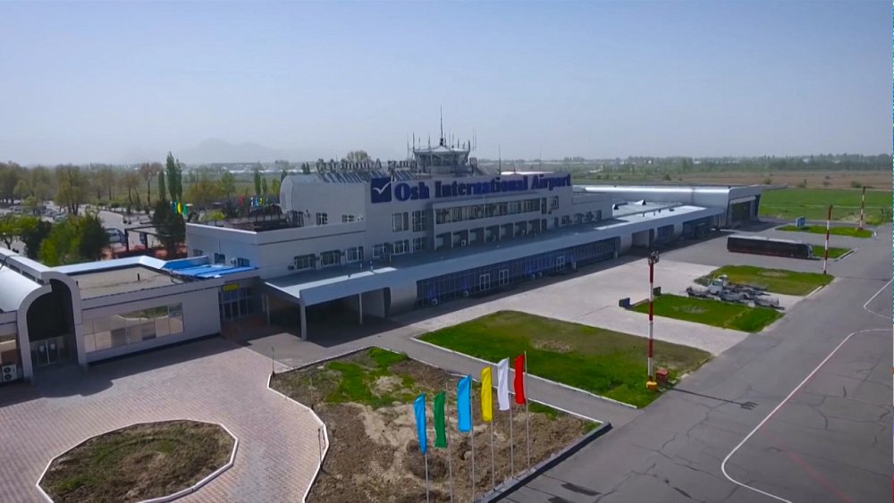 Жительница Челябинска родила сына в самолёте