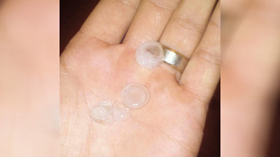 Крупный град засыпал поселок Старокамышинск