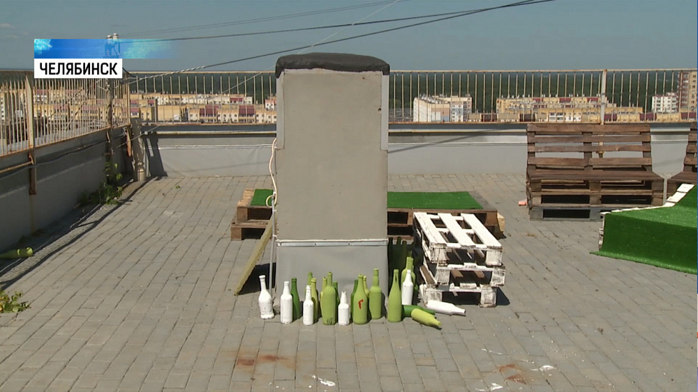 Челябинец устраивал вечеринки на крыше дома