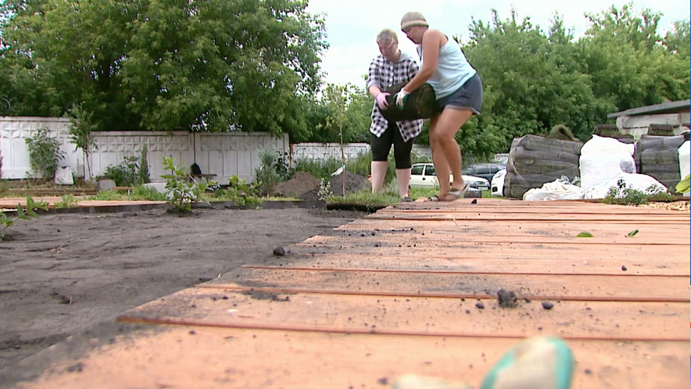 Мини-парк благоустривают бизнесмены