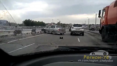 Сразу несколько дорожных происшествий сняли на видео южноуральцы 