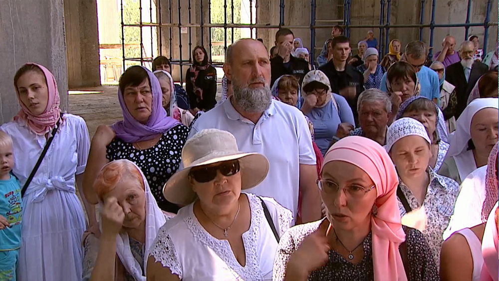 В соборе Рождества Христова прошла первая литургия