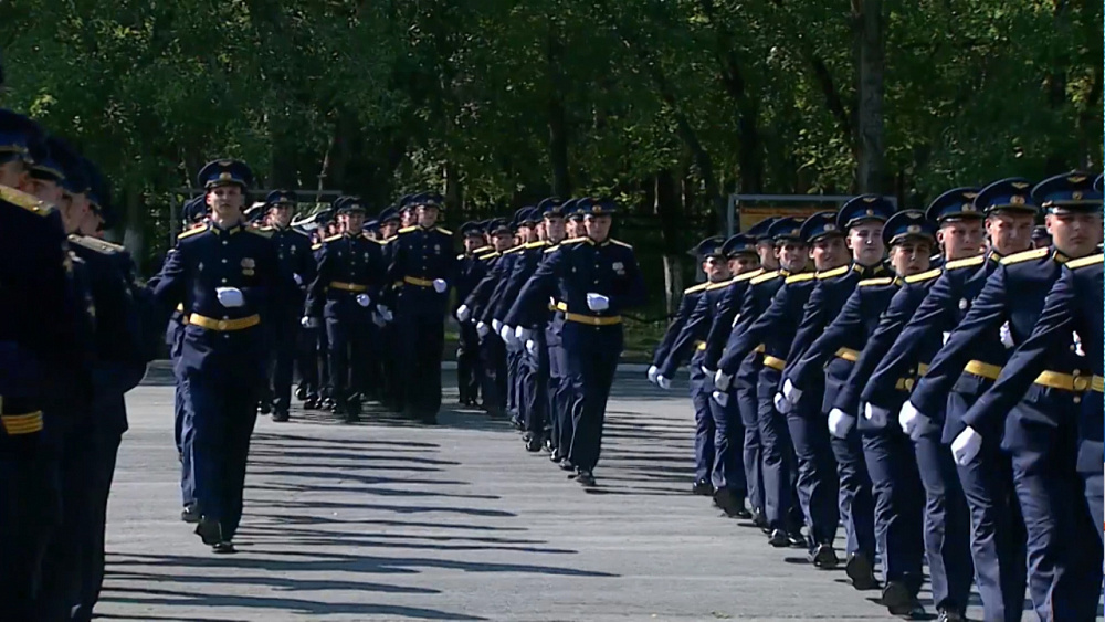 80 офицеров филиала ВВА получили дипломы