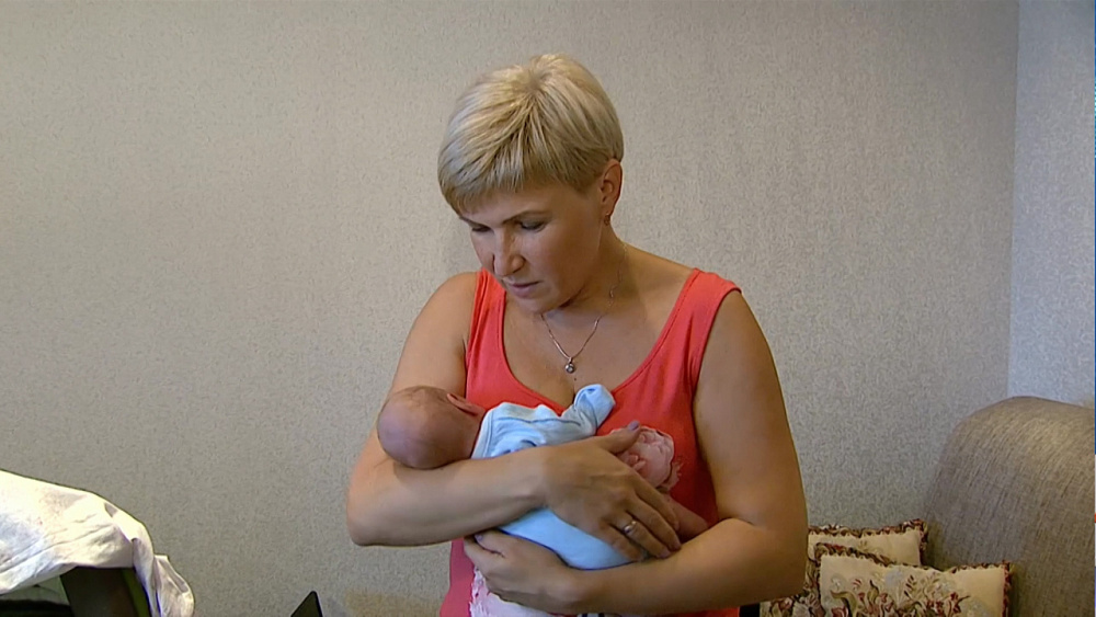 У 44-летней челябинки родилась тройня