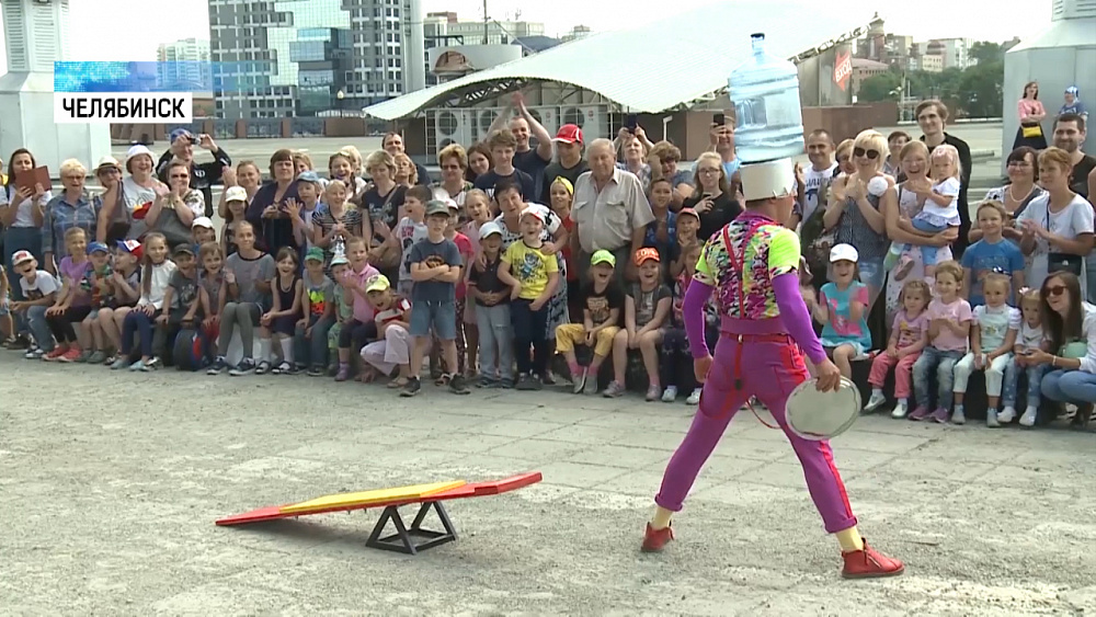 Звезды циркового шоу «Гиппопотамус» поддержали «Саммит ЗОЖ»