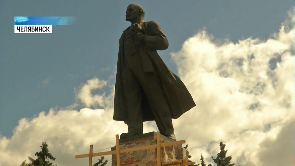 Менять подрядчика на реконструкцию памятника не будут