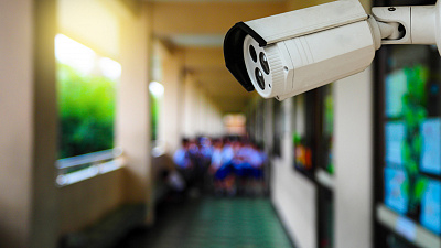 На безопасность в южноуральских школах потратят почти 200 миллионов рублей