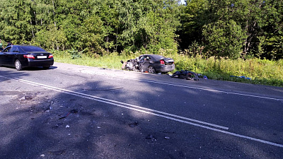 Водитель иномарки погиб после столкновения с грузовиком на трассе М-5 