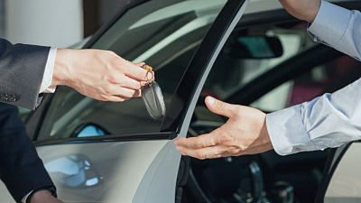 Продажи новых автомобилей растут, цены останутся прежними