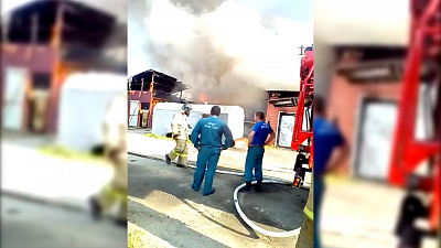 Из-за взрыва газового баллона в Чебаркуле сгорел дом
