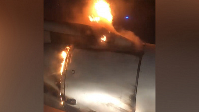 Возгорание двигателя самолета попало на видео 