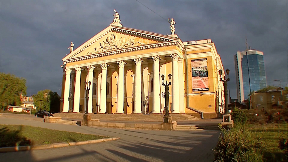 Челябинские театры порадуют премьерами