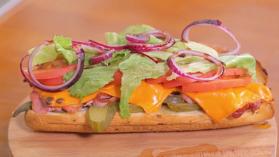 Сэндвич с копченым мясом