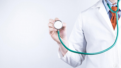 Как жителю Челябинска найти врача в Москве?