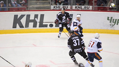 «Трактор» уступил магнитогорскому «Металлургу» 