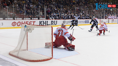 «Черно-белым» не удалось прервать результативную серию «Автомобилиста»